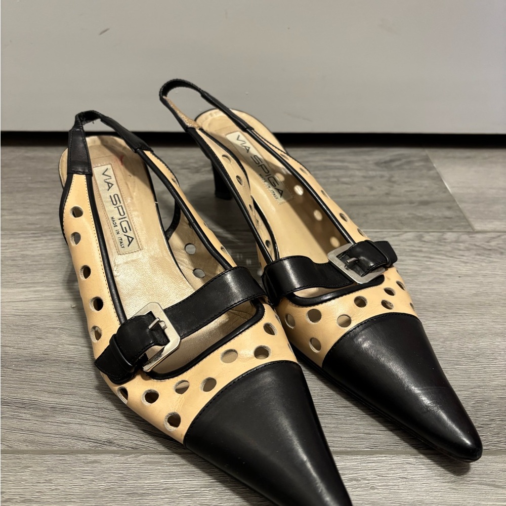 Via Spiga Vintage Italian Black and Cream Leather Heels
